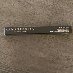 Anastasia Beverly Hills Brow Wiz Pencil